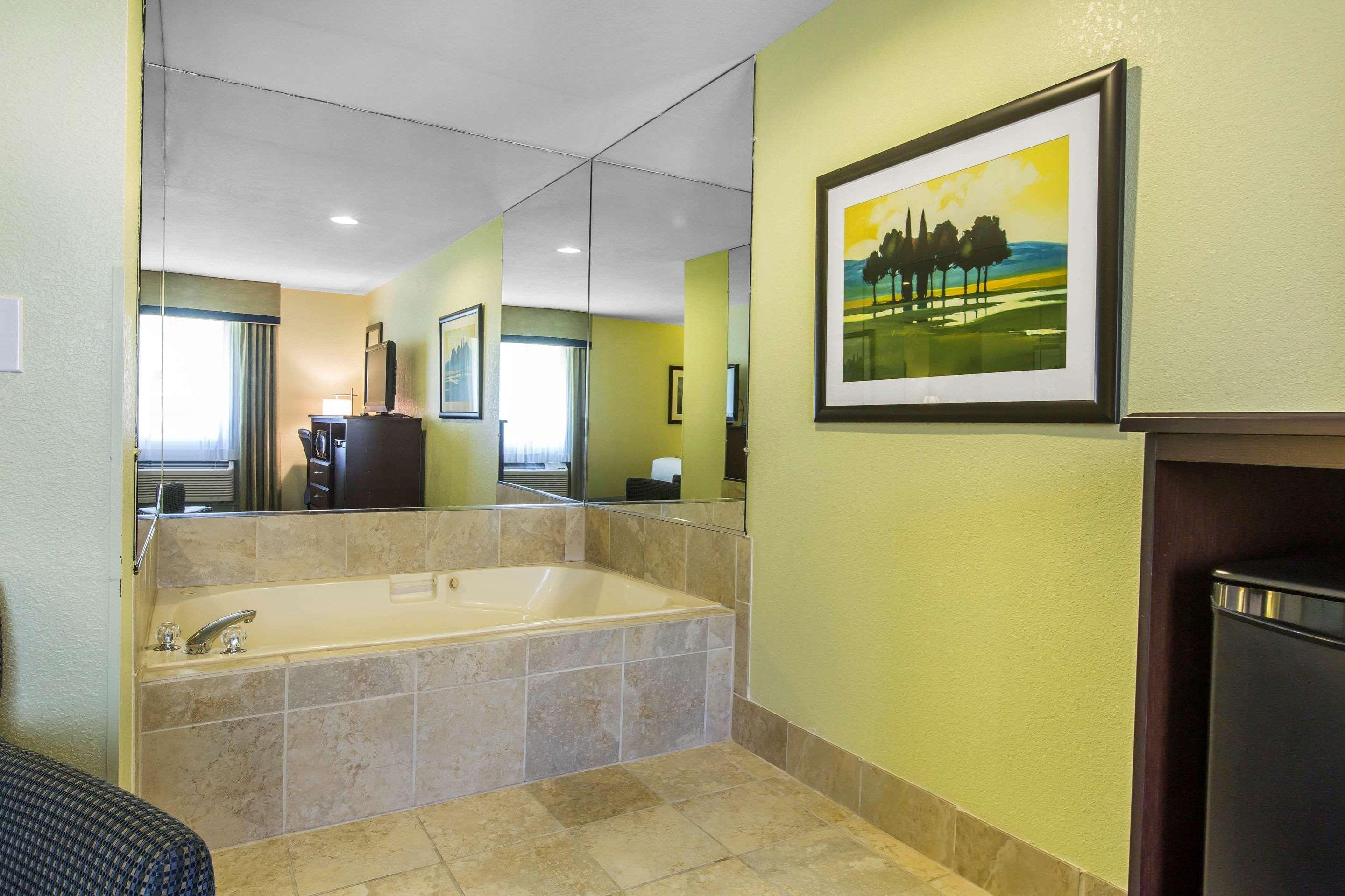Quality Inn Cedartown Екстер'єр фото