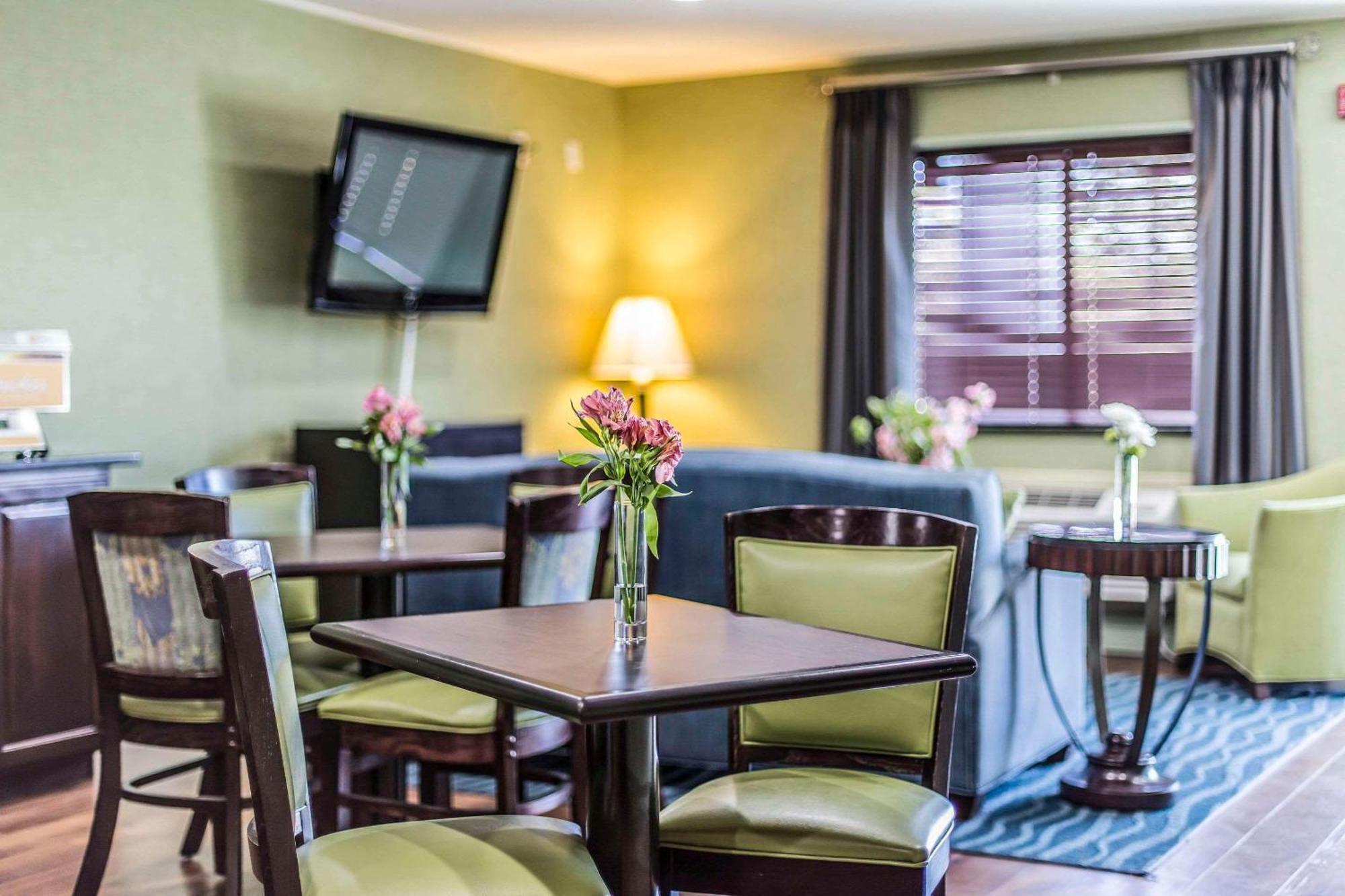 Quality Inn Cedartown Екстер'єр фото
